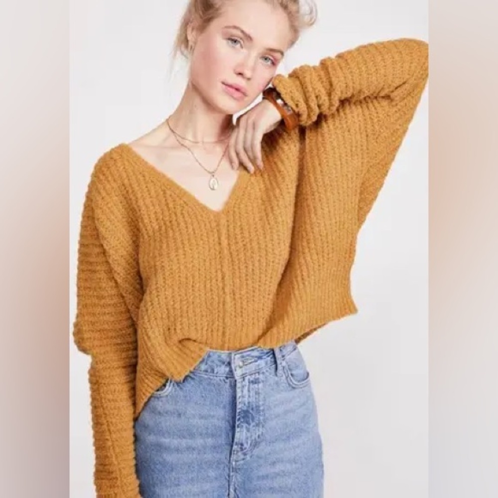 EUC free people moonbeam v-neck sweater